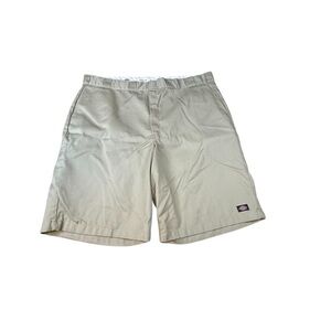 Dickies Mens Size 48 Shorts Khaki Work Utility